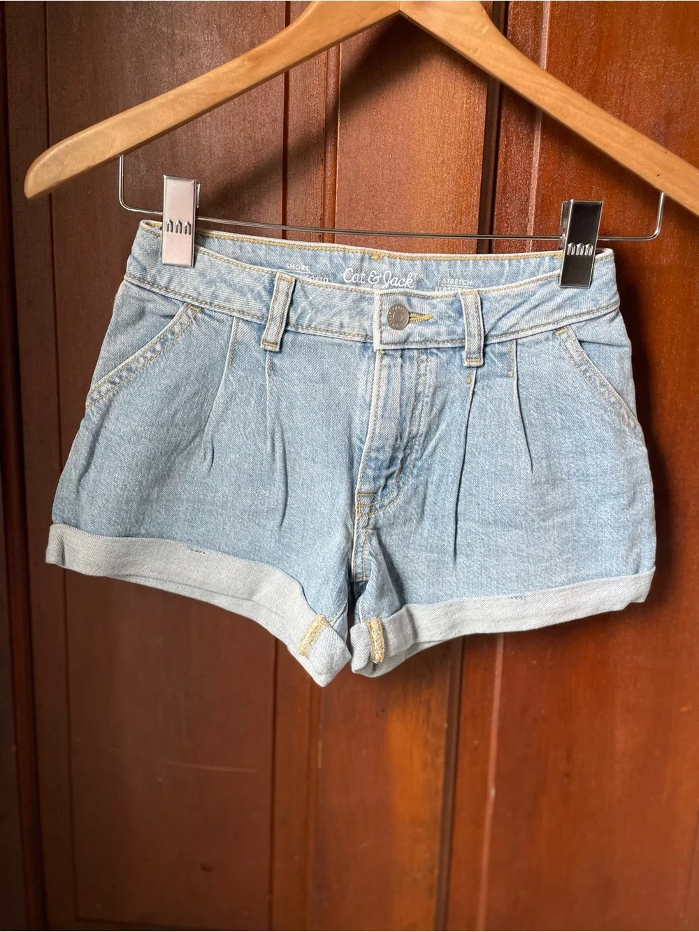 Cat & Jack girls small 6-7 denim shorts